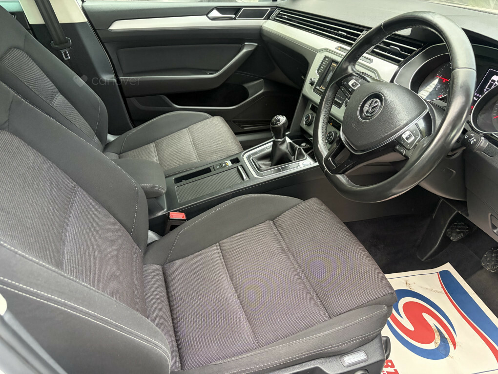 Volkswagen Passat Se Business Tdi Bluemotion Technology VK15SKN #6
