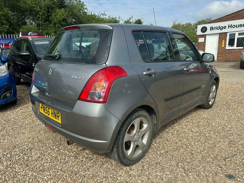 Suzuki Swift 1.5 Glx Orange #6