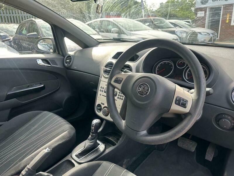 Vauxhall Corsa 1.4I 16V Club Green #6