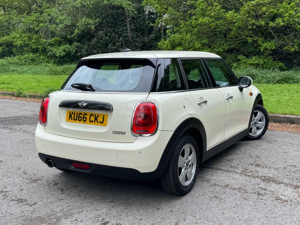 Mini Hatch 1.5 Cooper Euro 6 S S KU66CKJ White #3
