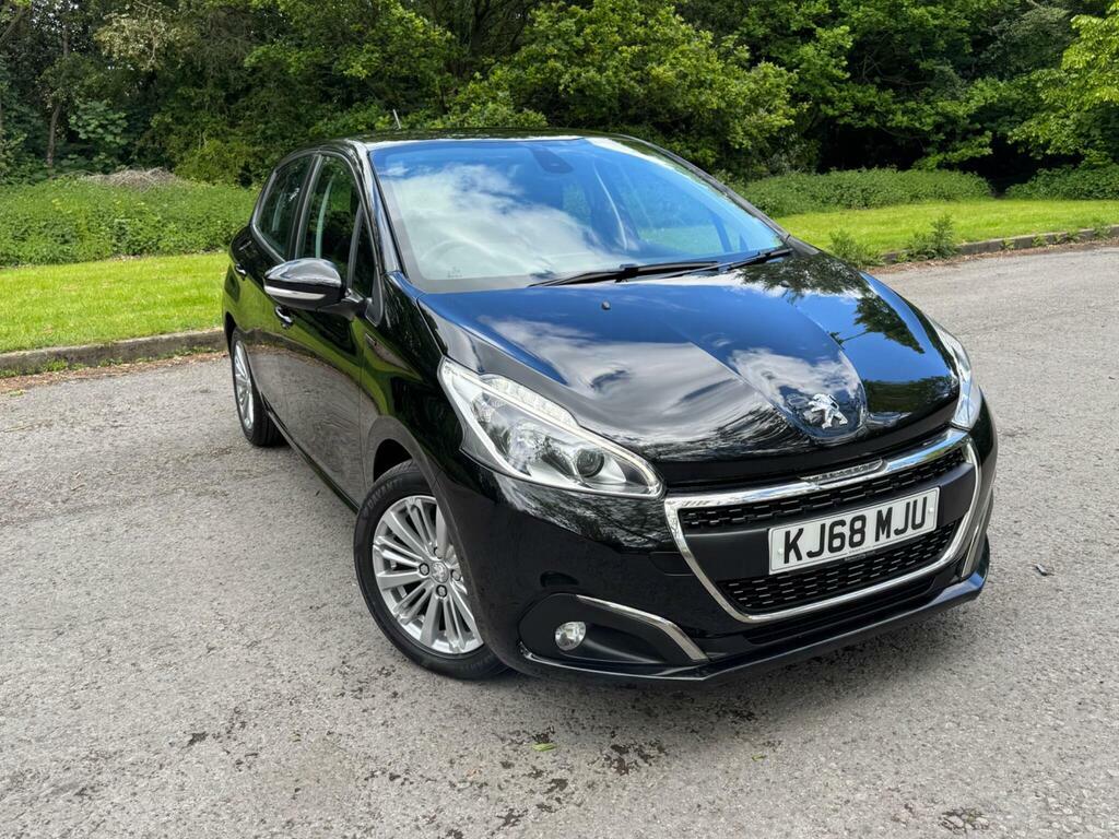 Peugeot 208 1.2 Puretech Signature Euro 6 S S Black