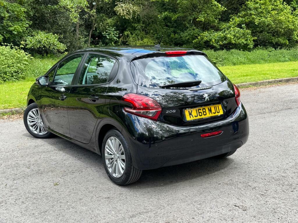 Peugeot 208 1.2 Puretech Signature Euro 6 S S KJ68MJU Black #6