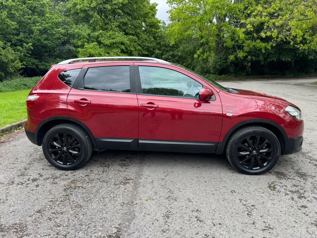 Nissan Qashqai 1.5 Dci N-tec 2Wd Euro 5 AF61XWN Red #2