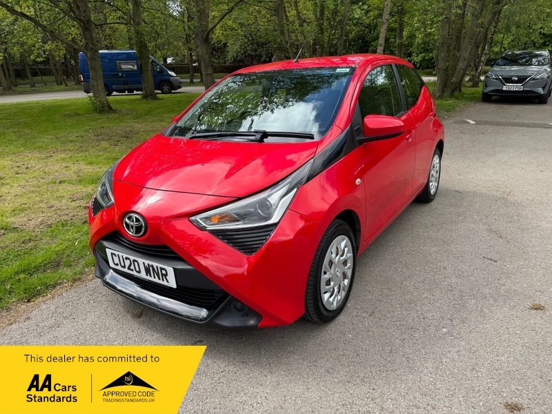 Toyota Aygo Vvt-i X-play X-shift Red
