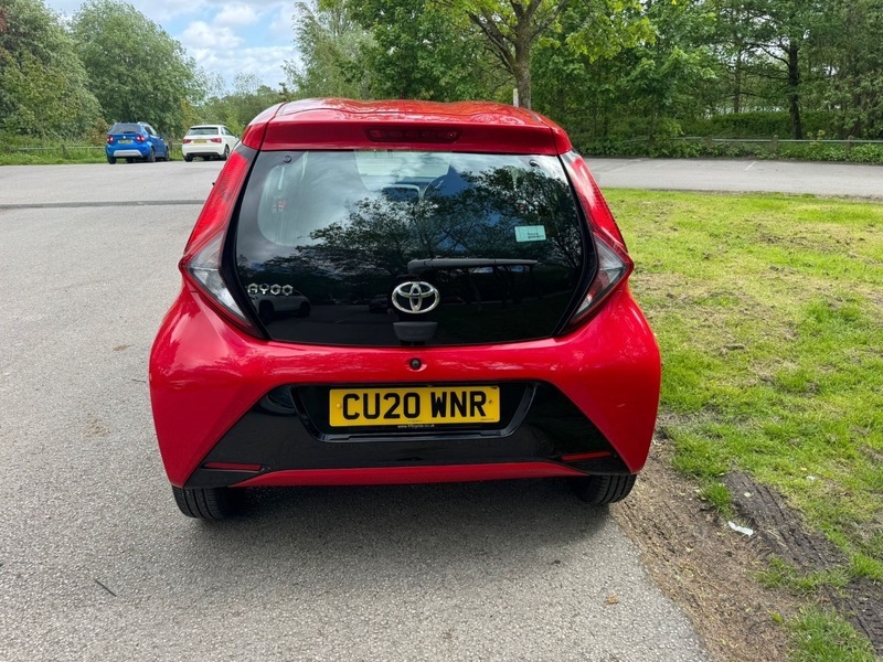 Toyota Aygo Vvt-i X-play X-shift CU20WNR Red #4