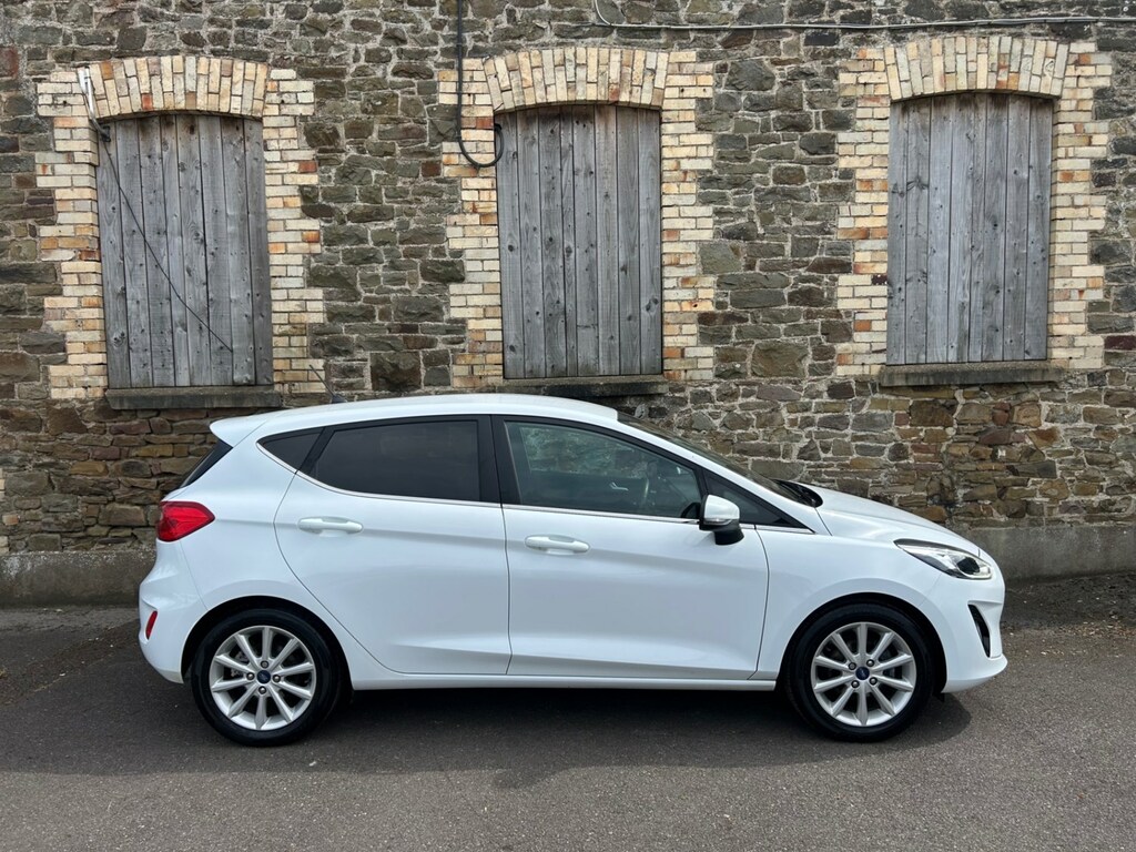 Ford Fiesta 1.0 Ecoboost 125 Titanium WG67BTY White #2