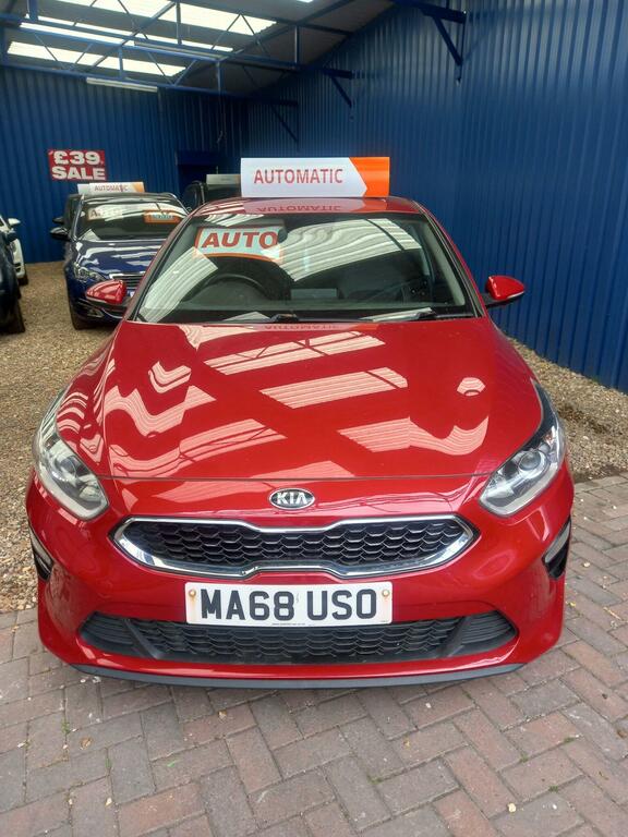 Kia Ceed Hatchback 1.6 Crdi 3 Dct Euro 6 Ss 201868 MA68USO Red #2