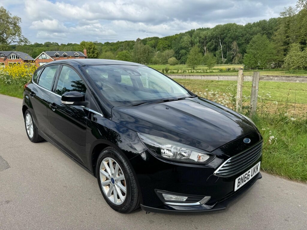 Ford Focus 1.0T Ecoboost Titanium Euro 6 Ss Black