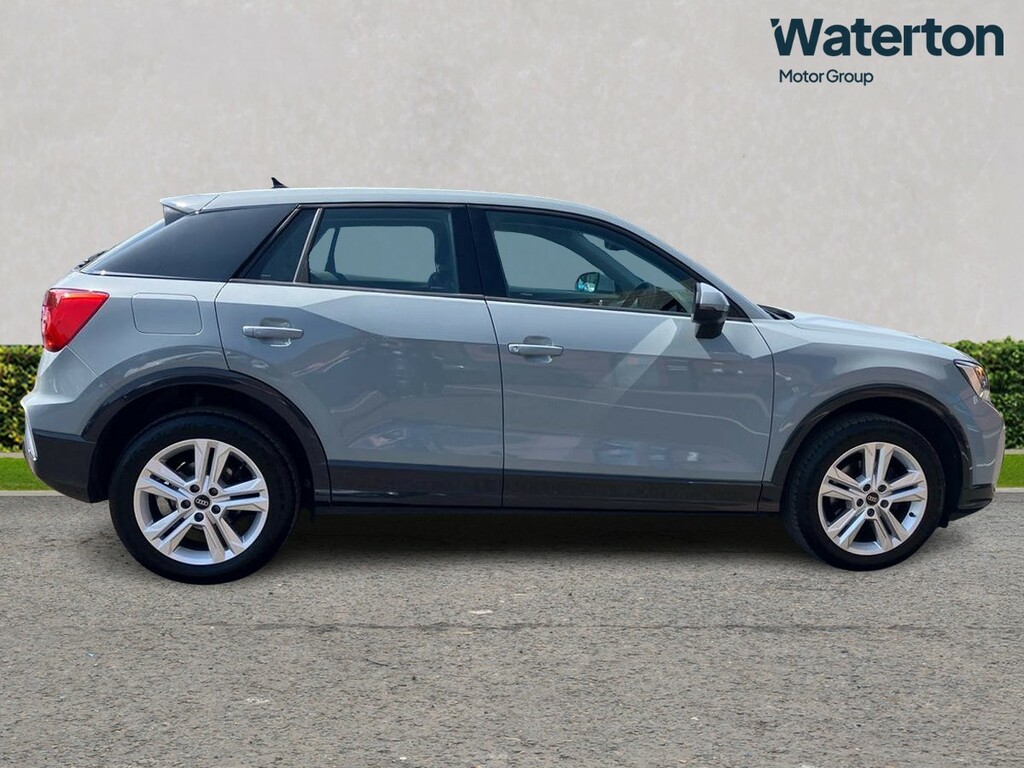 Audi Q2 35 Tfsi Sport CV72OFM Grey #2