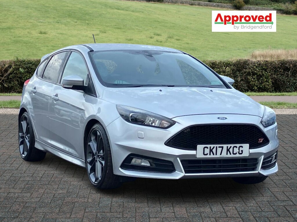 Ford Focus 2.0T Ecoboost St-3 Silver