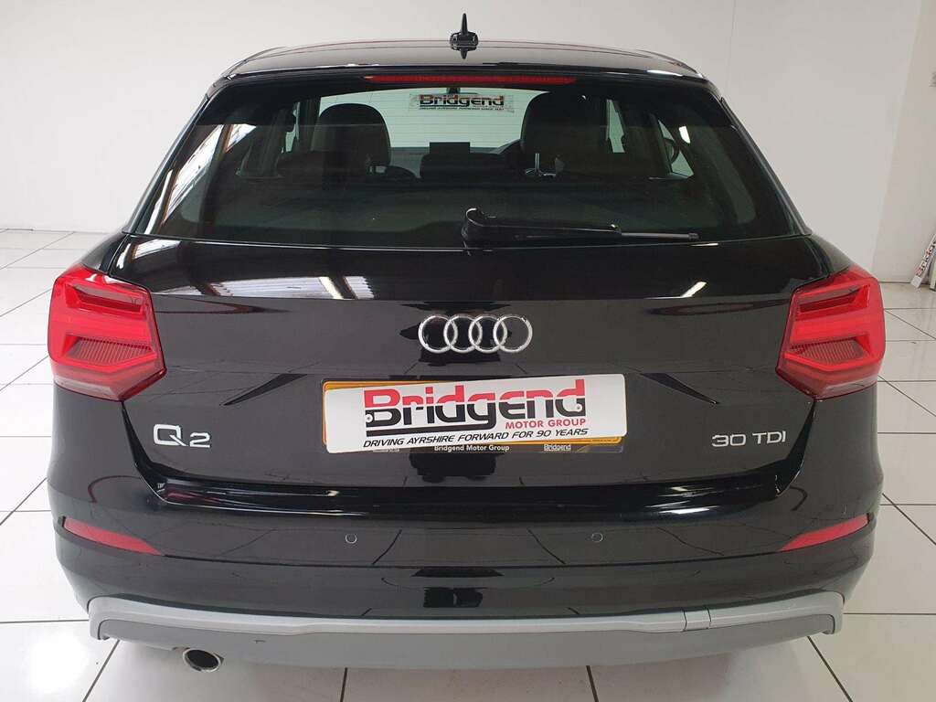 Audi Q2 1.6 Tdi 30 S Line Suv DV19JXH Black #5