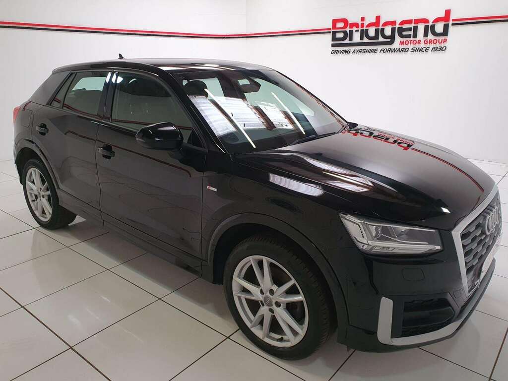 Audi Q2 1.6 Tdi 30 S Line Suv DV19JXH Black #2