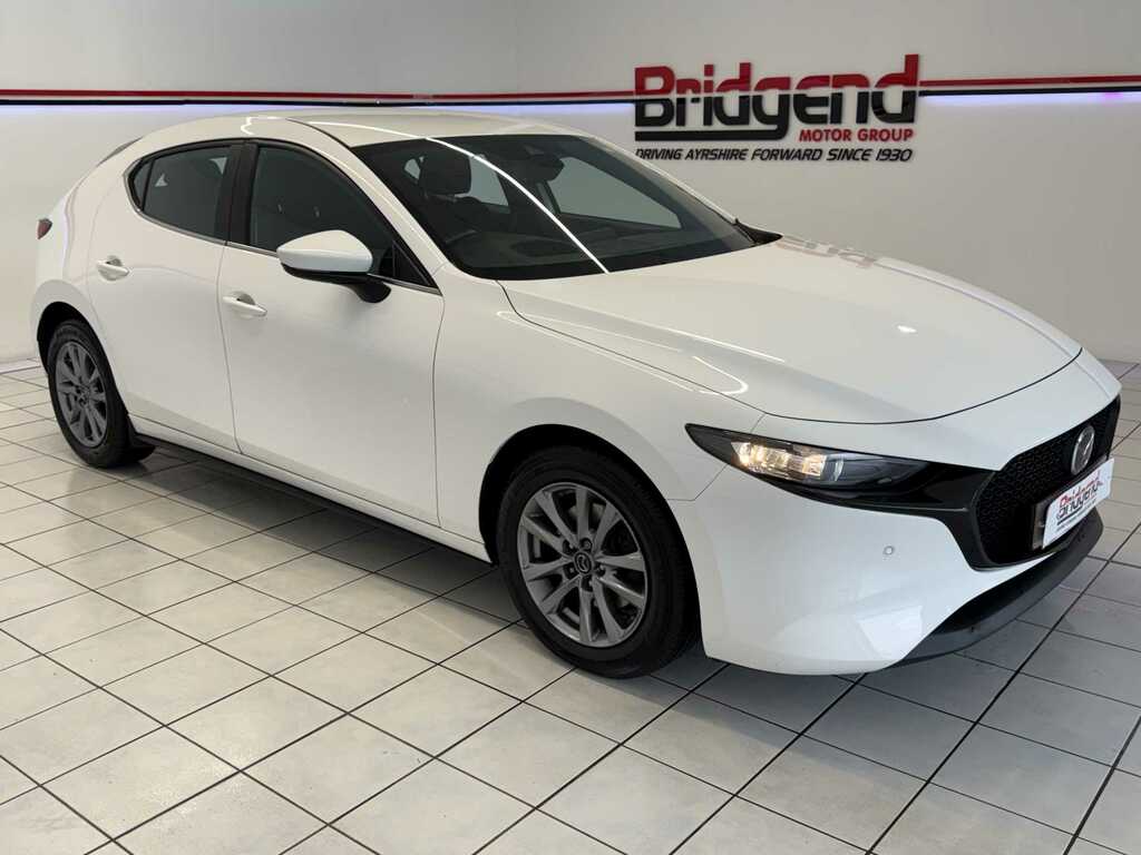 Mazda 3 2.0 E-skyactiv-g Mhev Se-l Lux Hatchback White #2