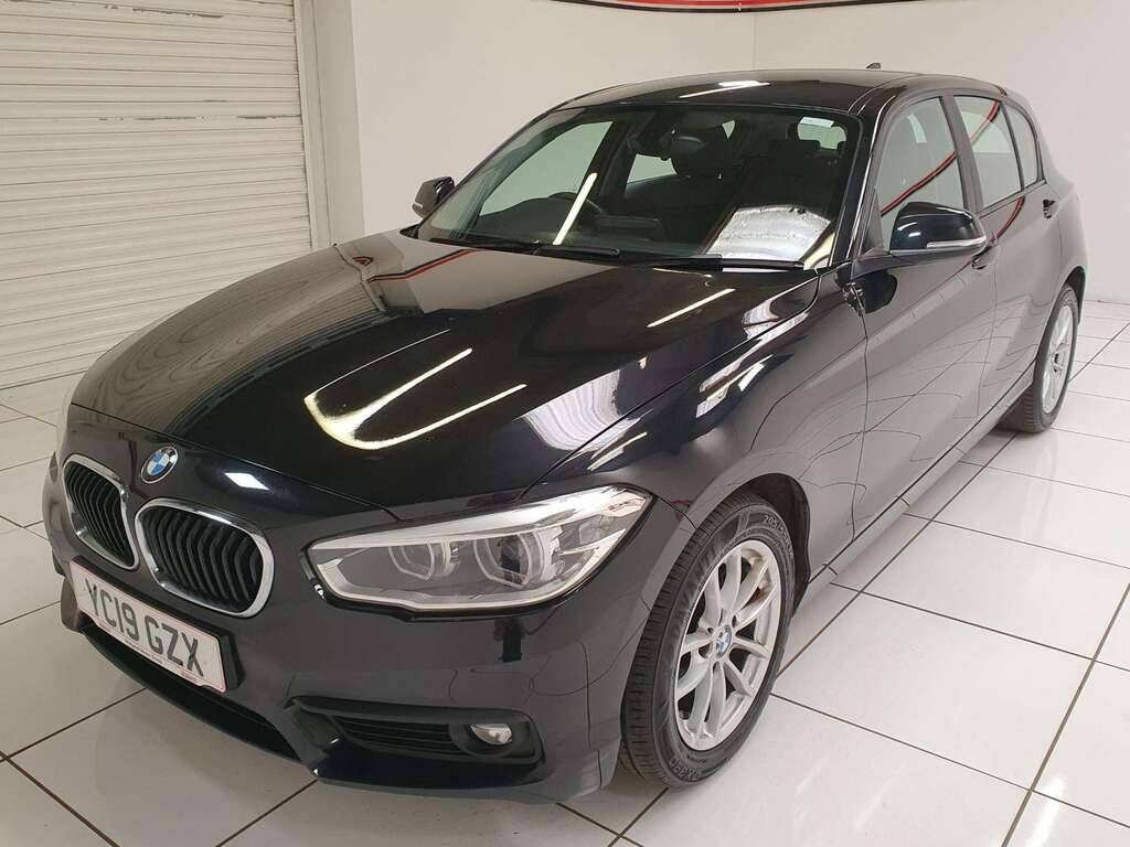BMW 1 Series 1.5 118I Se Business Hatchback YC19GZX Black #3
