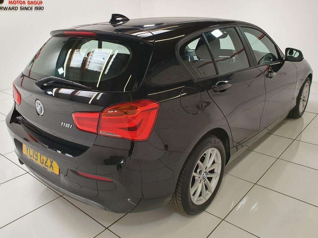 BMW 1 Series 1.5 118I Se Business Hatchback YC19GZX Black #6