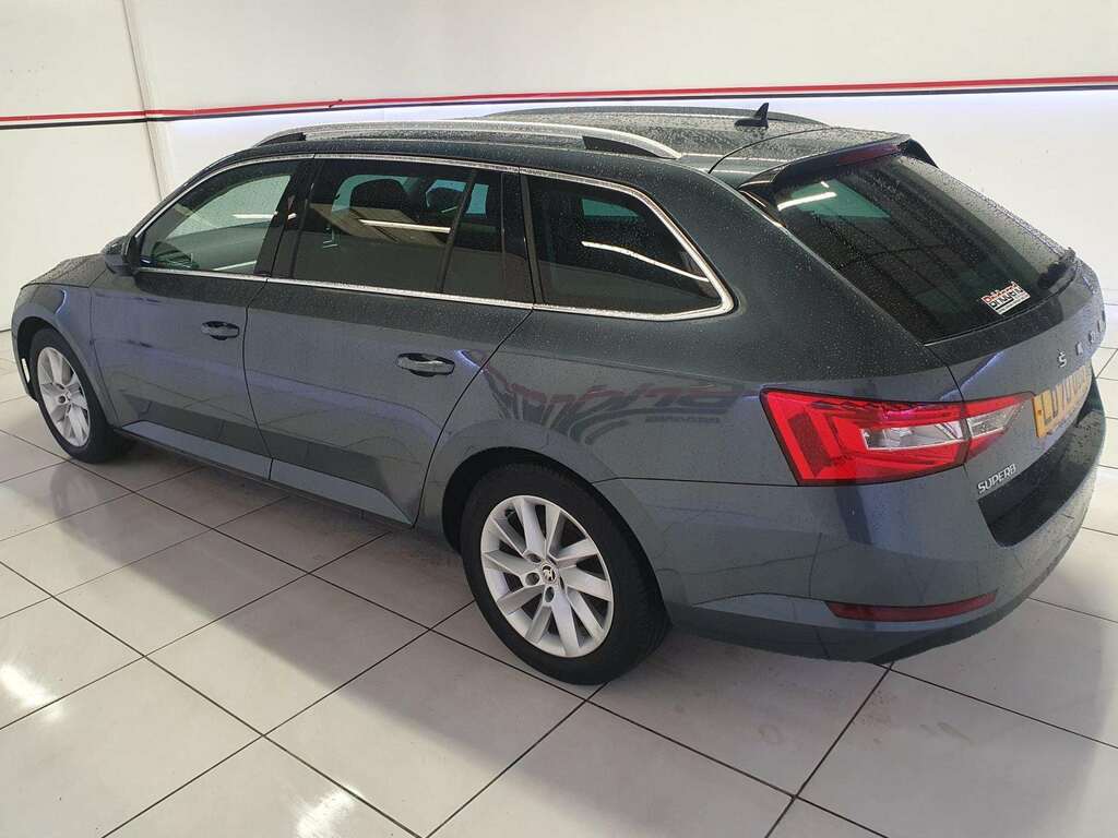 Skoda Superb 1.4 Tsi Iv 13Kwh Se Technology Estate LD70UDG Grey #4