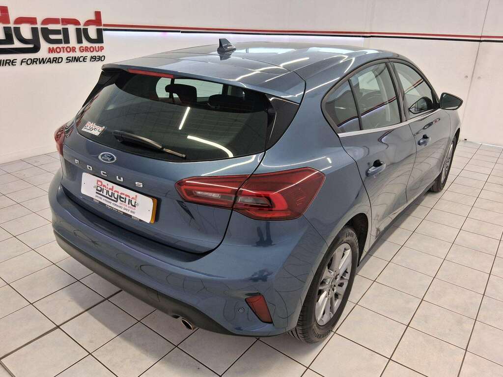 Ford Focus 1.0T Ecoboost Titanium Hatchback ML23OWM Blue #6