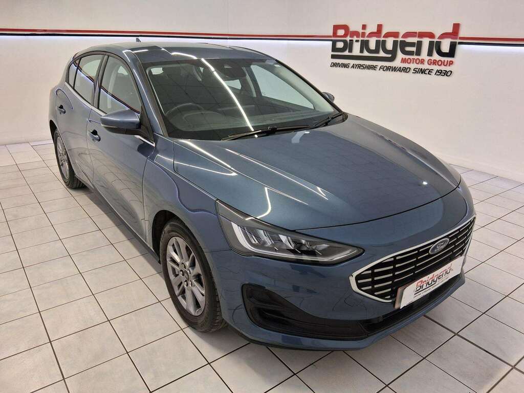 Ford Focus 1.0T Ecoboost Titanium Hatchback ML23OWM Blue #2