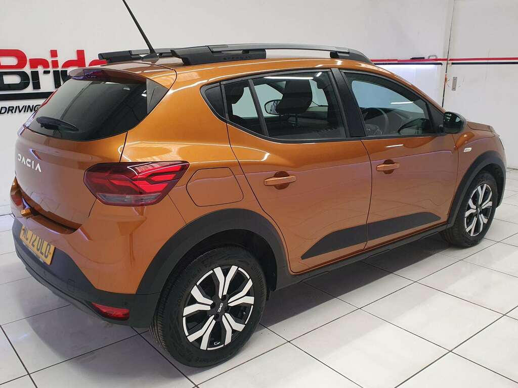 Dacia Sandero Stepway 1.0 Tce Journey Hatchback MC72OLO Orange #5