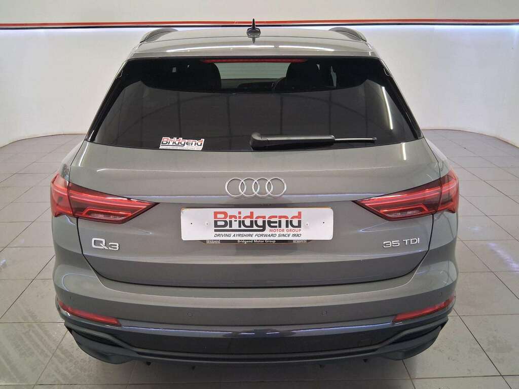 Audi Q3 2.0 Tdi 35 Black Edition Suv NG22AHZ Grey #5
