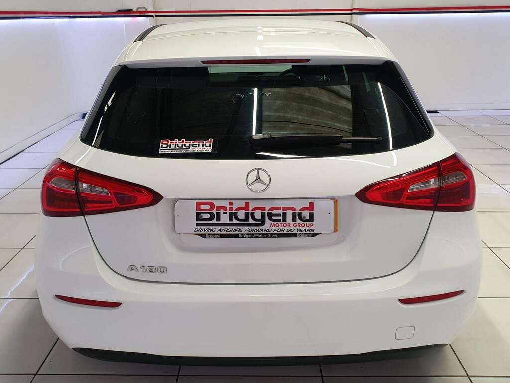 Mercedes-Benz A Class 1.3 A180 Se Hatchback ST70EUP White #5