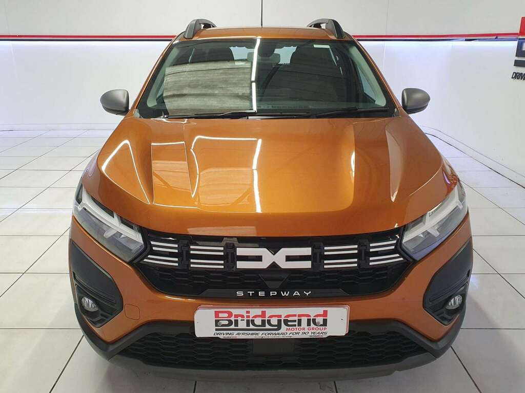 Dacia Sandero Stepway Stepway 1.0 Tce Expression Hatchback Orange