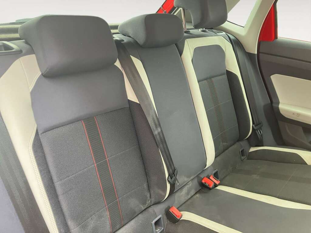 Volkswagen Polo 1.0 Evo Beats Hatchback SJ19XUB Red #6