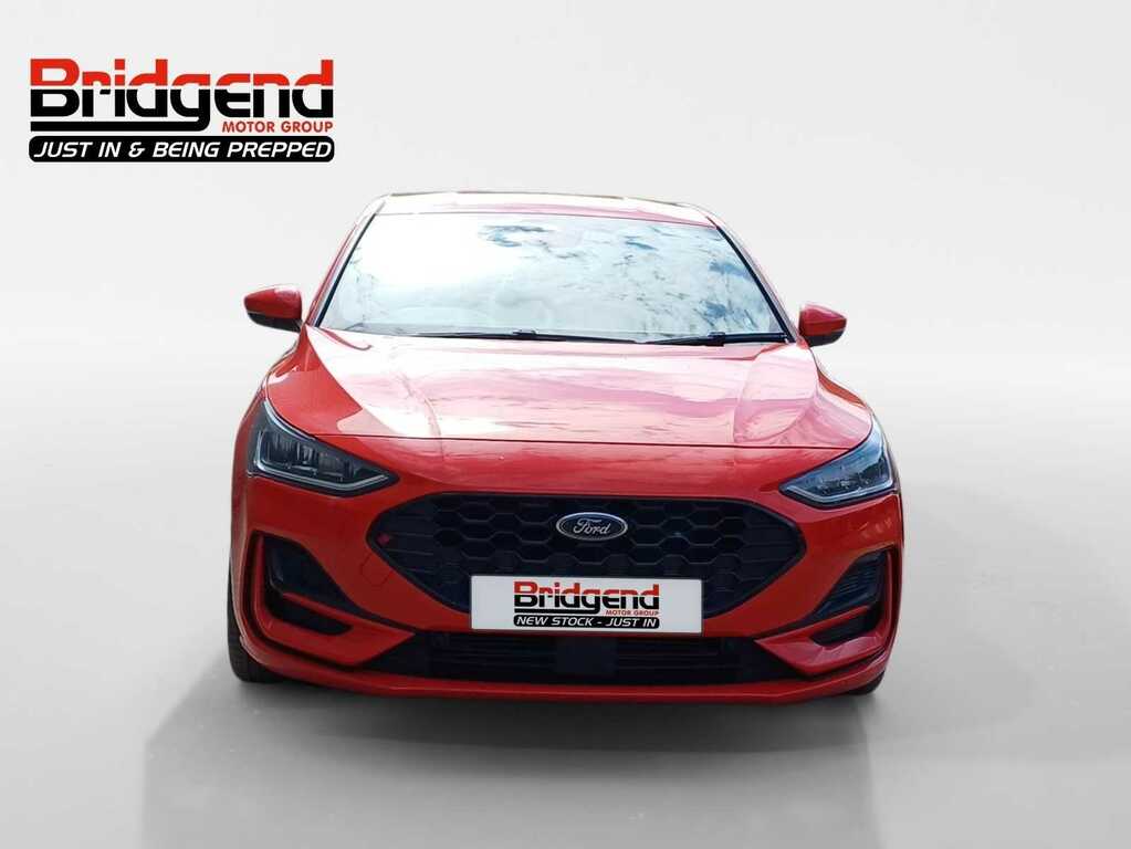 Ford Focus 1.0T Ecoboost St-line Hatchback Red