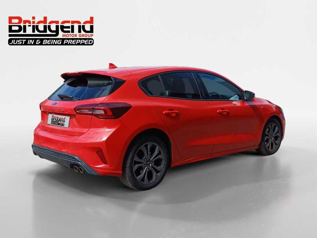 Ford Focus 1.0T Ecoboost St-line Hatchback PY23CCO Red #3