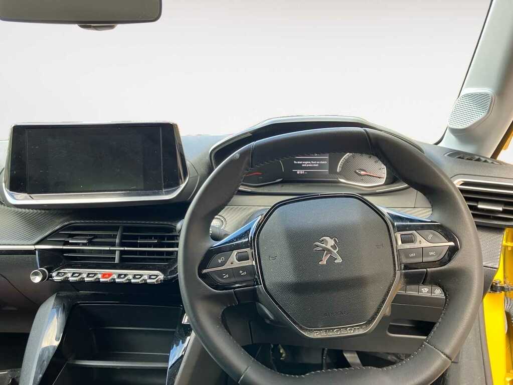 Peugeot 208 1.2 Puretech Active Premium Hatchback Yellow