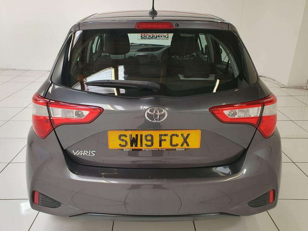 Toyota Yaris 1.5 Vvt-i Icon Hatchback SW19FCX Grey #5