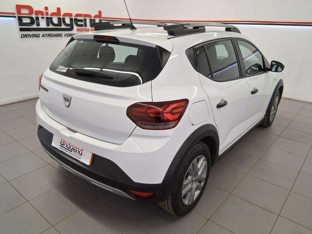 Dacia Sandero Stepway 1.0 Tce Essential Hatchback ML72FPZ White #6