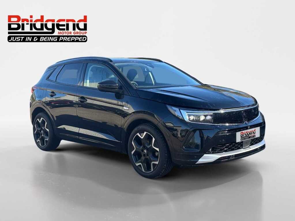 Vauxhall Grandland 1.2 Turbo Ultimate Suv SC24YNG Black #2
