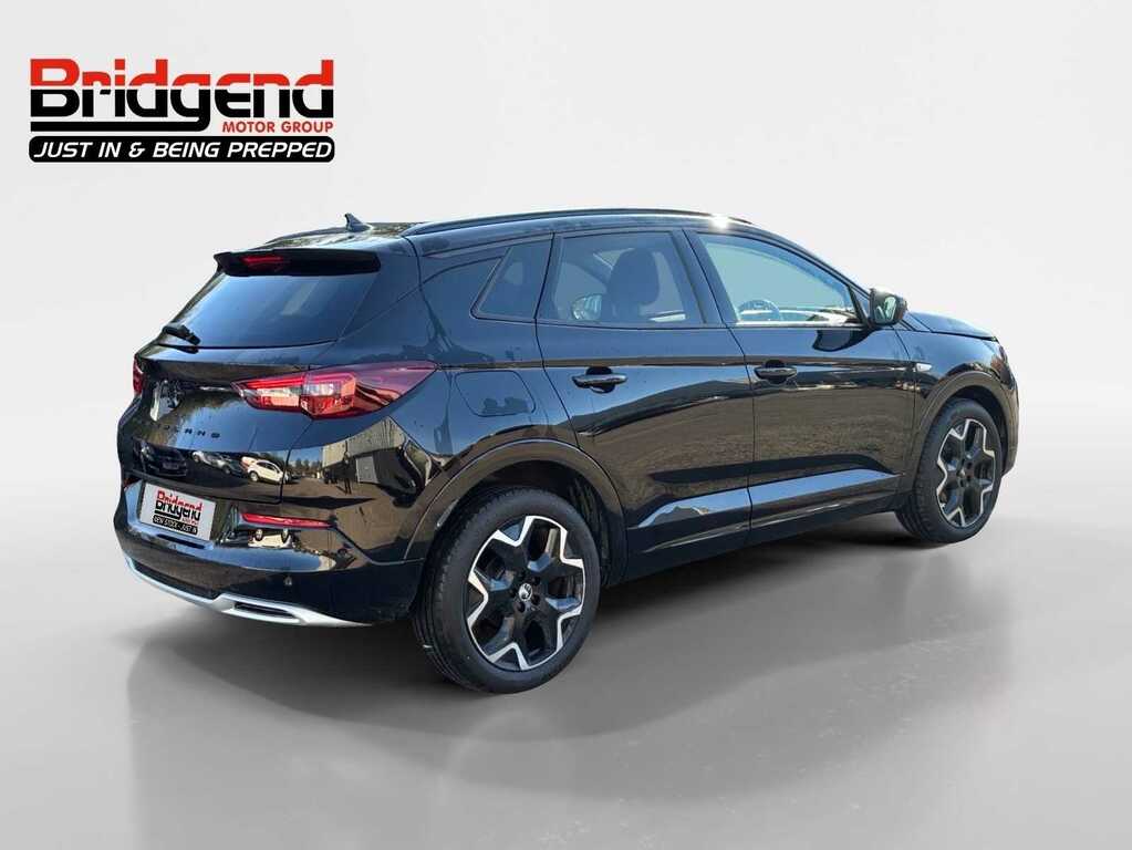 Vauxhall Grandland 1.2 Turbo Ultimate Suv SC24YNG Black #3