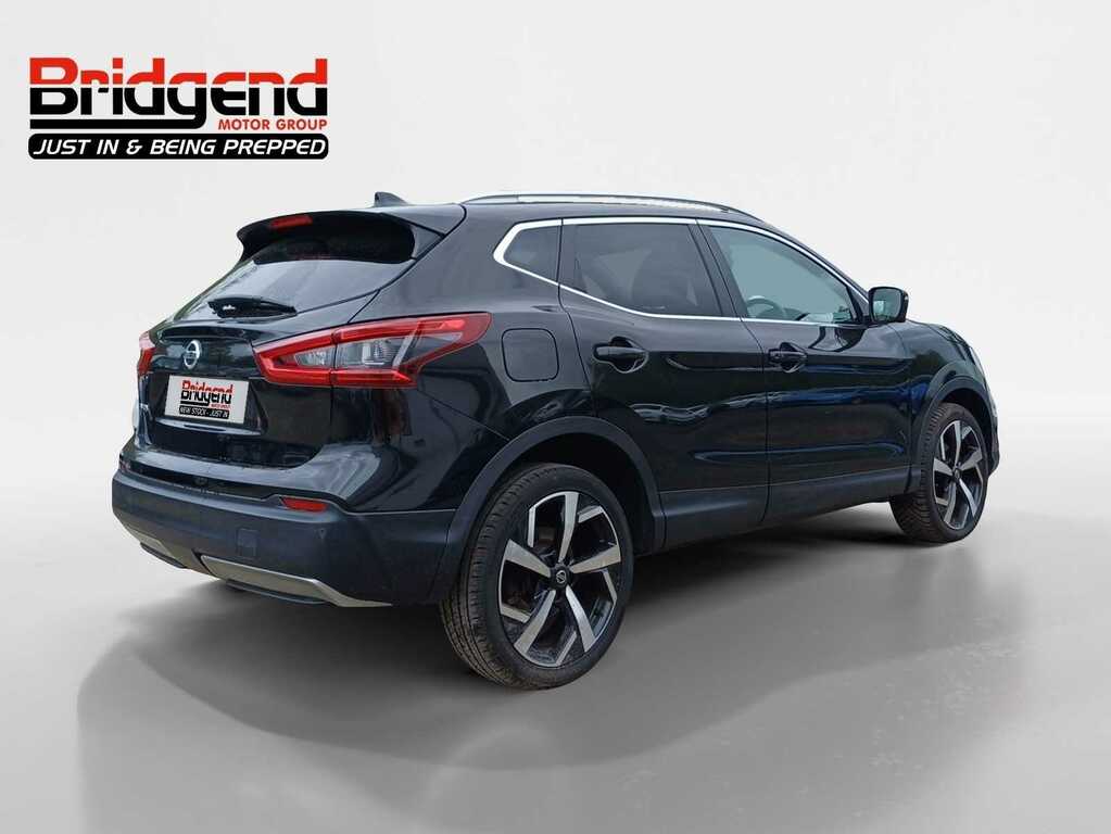 Nissan Qashqai 1.3 Dig-t Tekna Suv LP69HXM Black #3