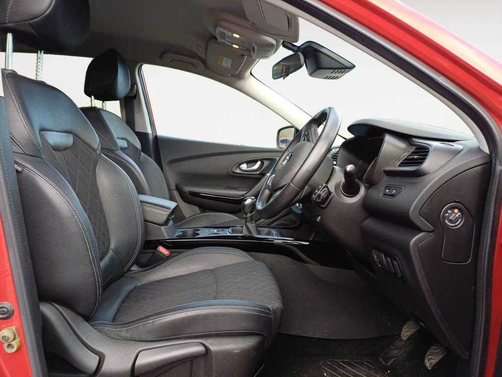 Renault Kadjar 1.3 Tce Iconic Suv YY70AKJ Red #4