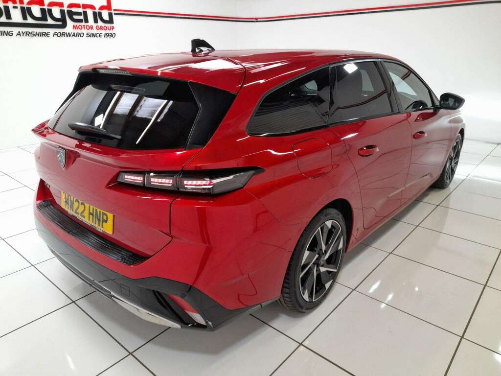Peugeot 308 SW 1.5 Bluehdi Allure Premium Estate Red #6