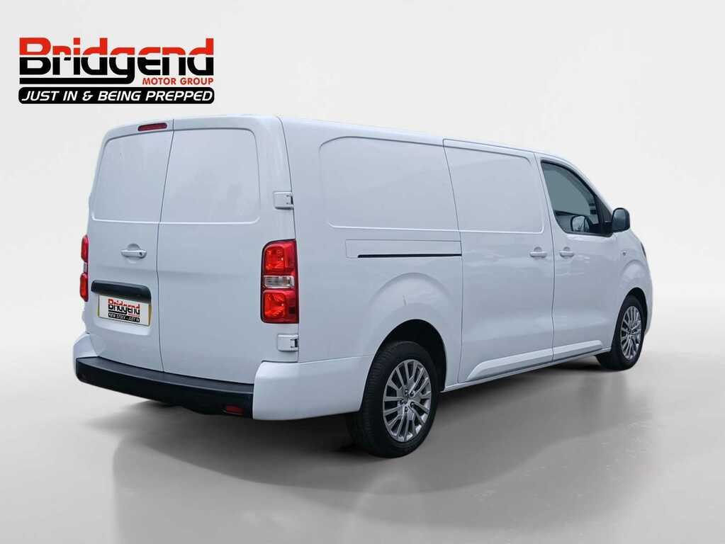 Vauxhall Vivaro 1.5 Turbo D 2900 Pro Panel Van 6Dr L DP23HCK White #3