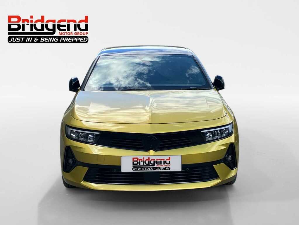 Vauxhall Astra 1.2 Turbo Gs Line Hatchback Yellow