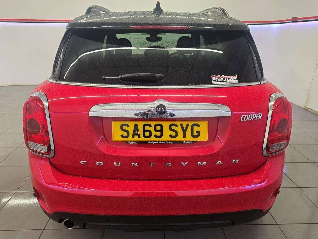 Mini Countryman 1.5 Cooper Classic Suv SA69SYG Red #5
