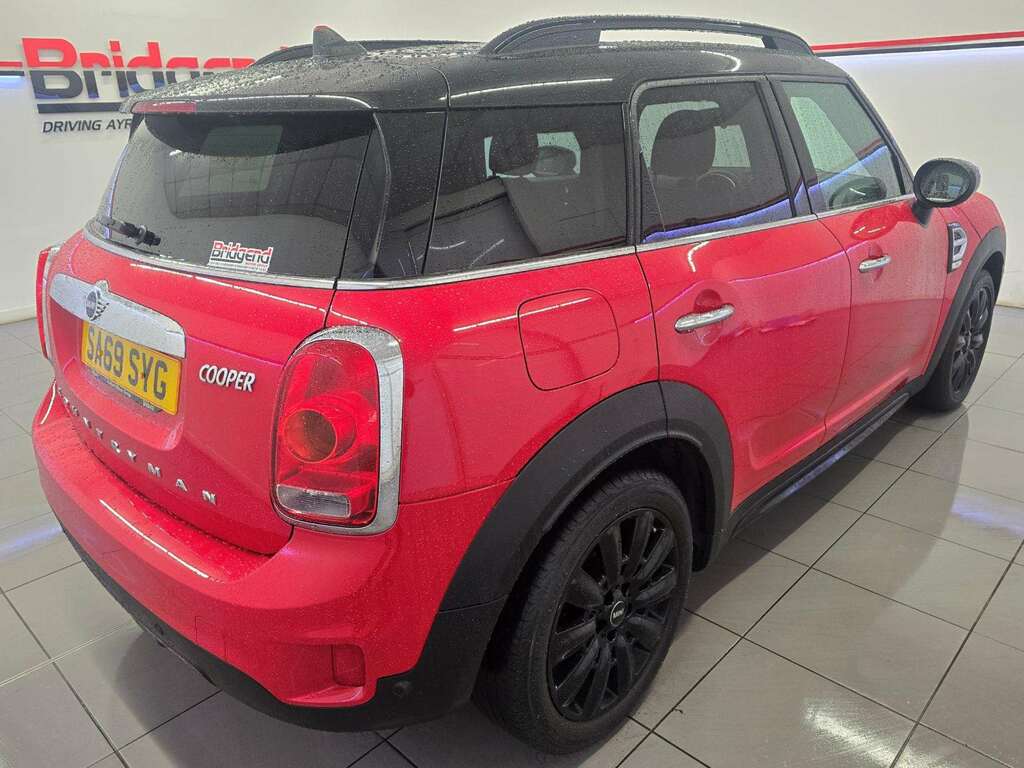 Mini Countryman 1.5 Cooper Classic Suv SA69SYG Red #6