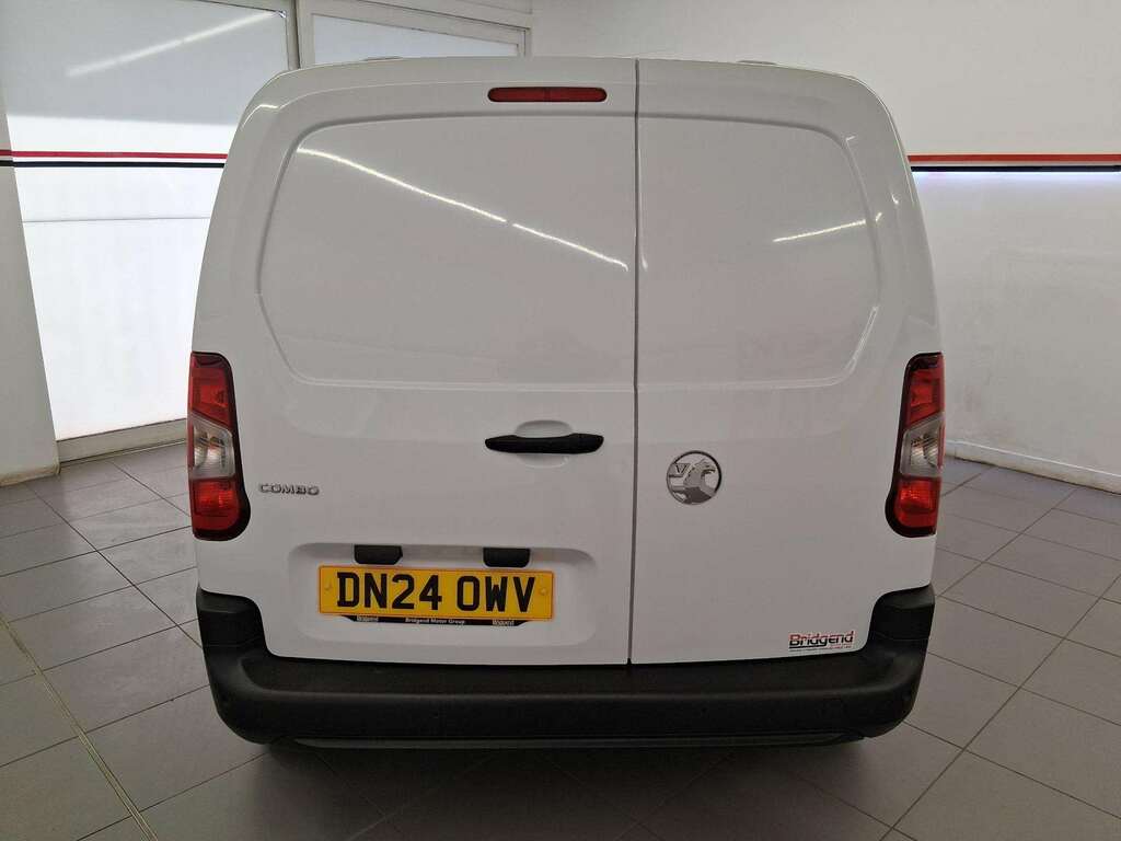 Vauxhall Combo 1.5 Turbo D 2300 Prime Panel Van DN24OWV White #5