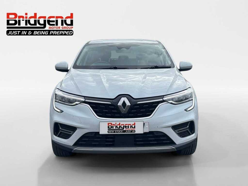 Renault Arkana 1.6 E-tech Iconic Suv White