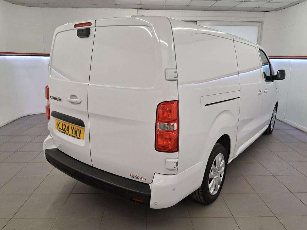 Citroen Dispatch 1.5 Bluehdi Driver XL Panel Van 6Dr KJ24YWV White #6