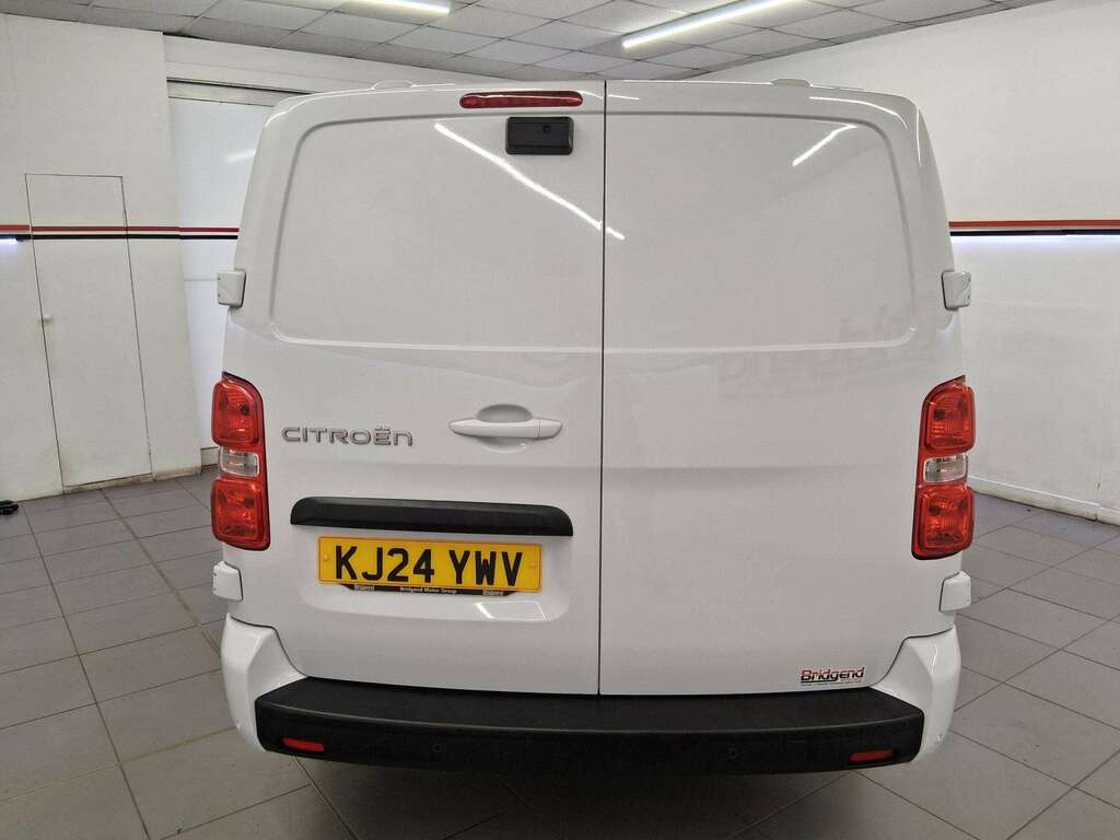 Citroen Dispatch 1.5 Bluehdi Driver XL Panel Van 6Dr KJ24YWV White #5