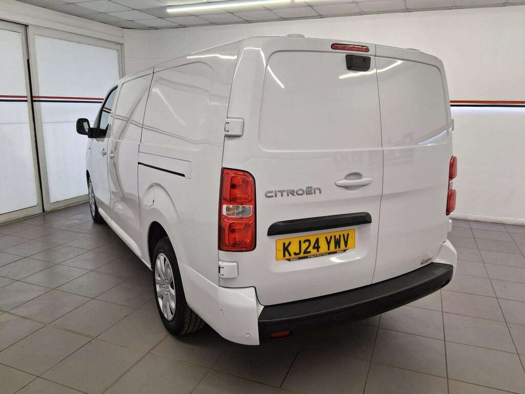 Citroen Dispatch 1.5 Bluehdi Driver XL Panel Van 6Dr KJ24YWV White #4