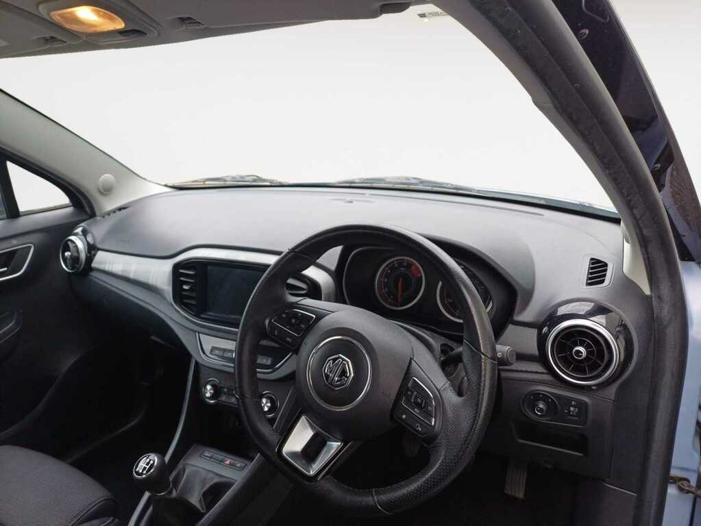 MG MG3 1.5 Vti-tech Exclusive Nav Hatchback NJ23EUU Silver #4
