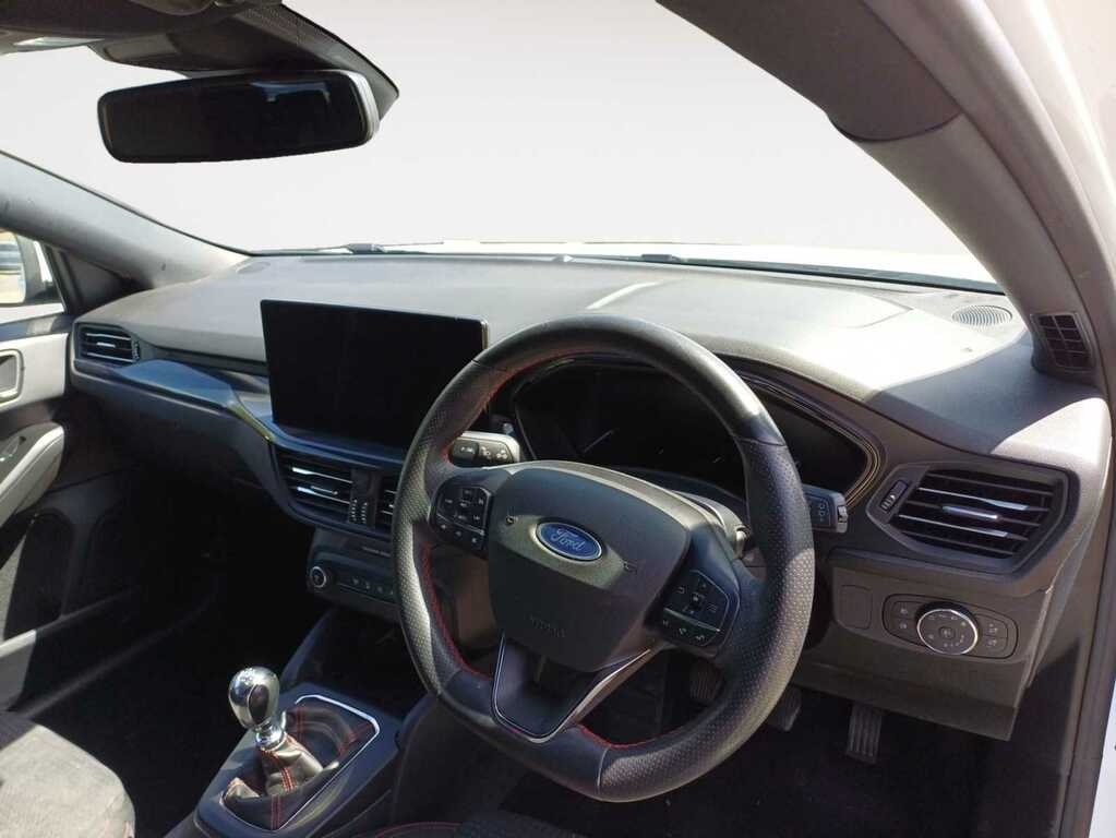 Ford Focus 1.0T Ecoboost St-line Estate DN23WNF White #5