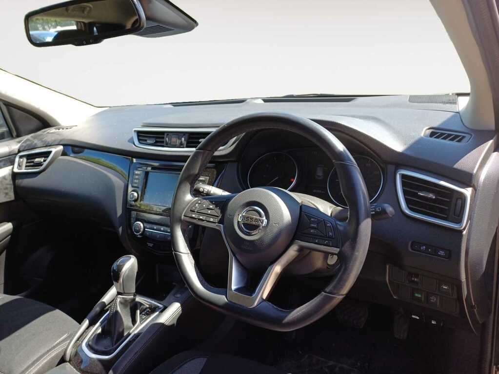 Nissan Qashqai 1.3 Dig-t Acenta Premium Suv DP70LTZ Black #5