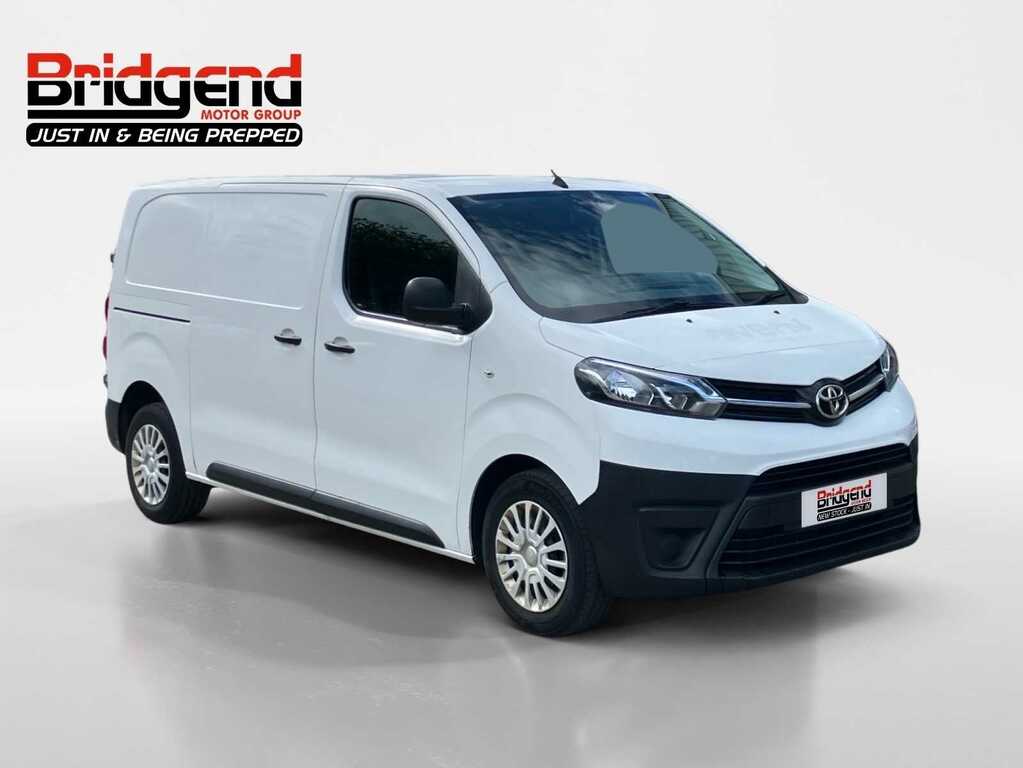Toyota PROACE 2.0D Icon Medium Panel Van 6Dr Mwb E White #2